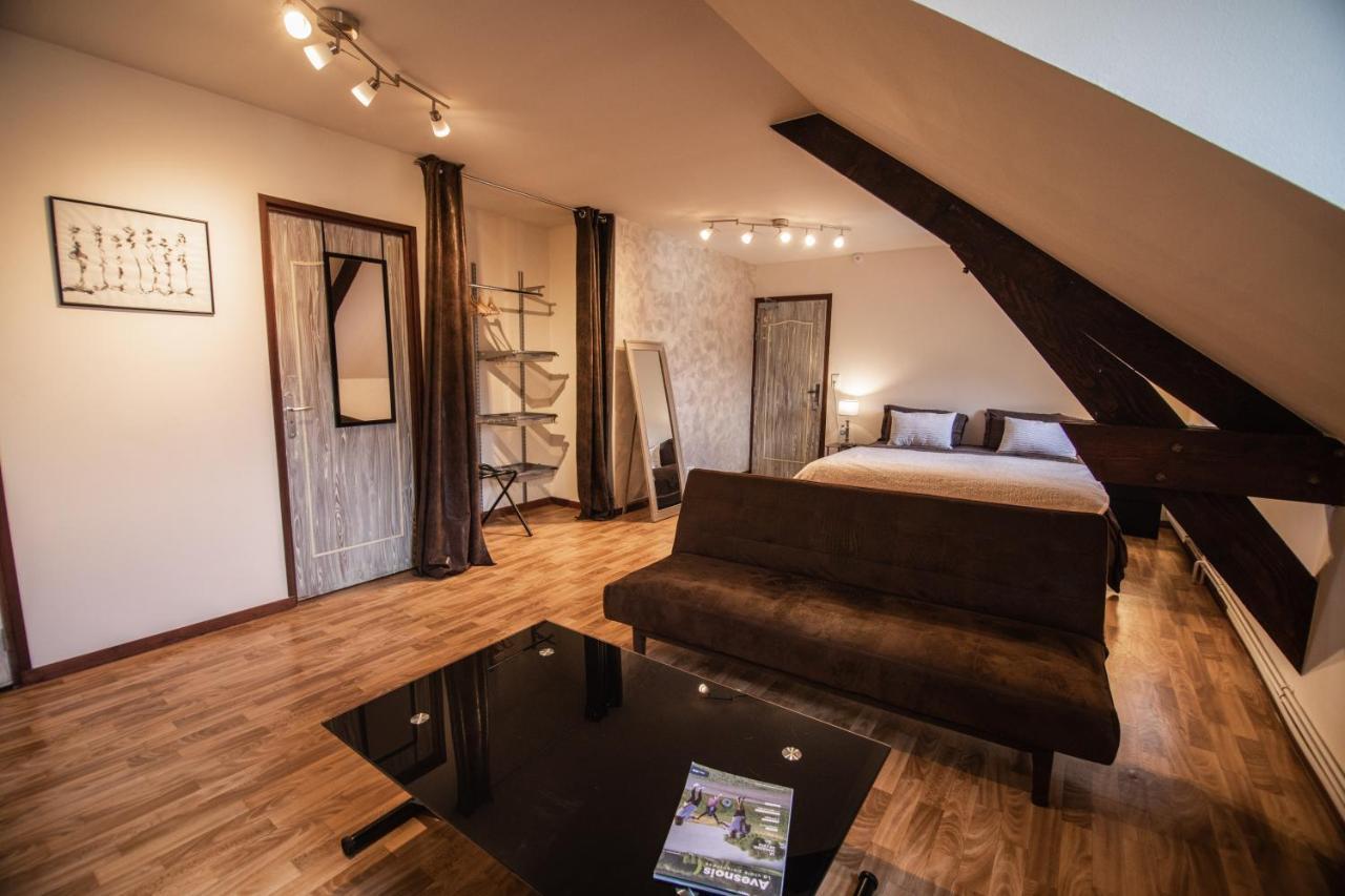Hotel Aux Berges de Sambre à Aulnoye-Aymeries Extérieur photo